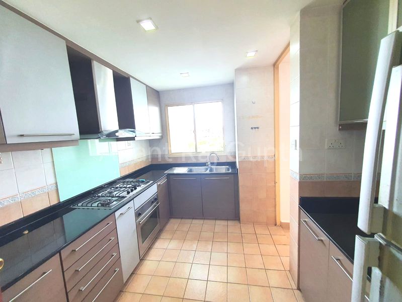 3 Bed Condo for Rent in  Yishun Emerald - Image 2